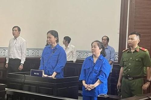 Thủ quỹ tráo tiền trong két sắt để chiếm đoạt hơn 2,1 tỷ đồng