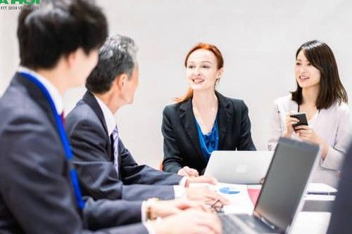 Những điều người thông minh luôn giữ im lặng – càng nói ra càng mất điểm