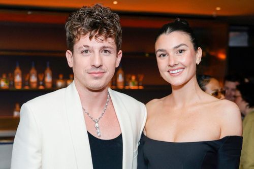Charlie Puth có con đầu lòng
