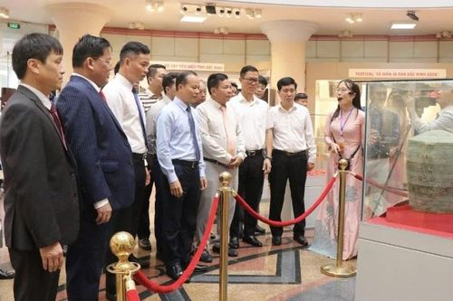 Cơ hội khám phá hơn 500 cổ vật quý được trưng bày tại Bắc Ninh