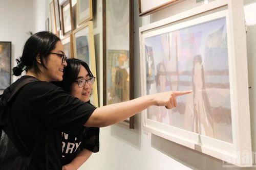 Trưng bày gần 200 tác phẩm mỹ thuật của các nghệ sĩ trẻ