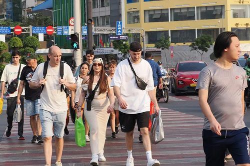 Doanh nghiệp du lịch nỗ lực giữ giá