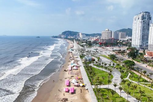 Công viên Thùy Vân cơ bản dọn hết 'cát bay'