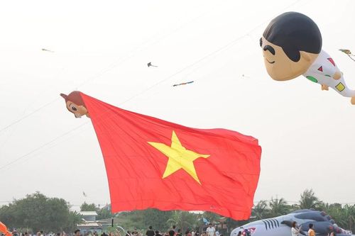Rợp trời những cánh diều gây 'thương nhớ' ở TP HCM