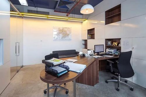 Sai lầm khi sắp xếp bàn làm việc khiến công việc trì trệ, khó thăng tiến