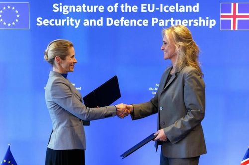 Iceland tái khởi động đàm phán gia nhập EU vì tham vọng của Tổng thống Trump thúc đẩy?