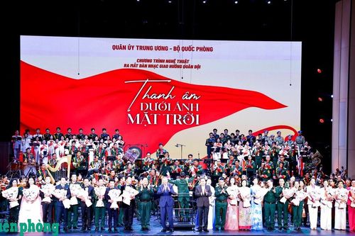 Chương trình 'Thanh âm dưới ánh mặt trời', đánh dấu sự ra mắt dàn nhạc Giao hưởng Quân đội