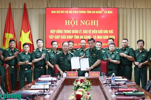 Tiếp tục phối hợp chặt chẽ trong quản lý, bảo vệ biên giới khu vực tiếp giáp