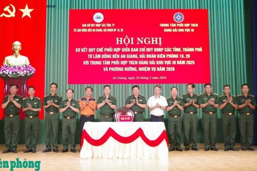 Phối hợp chặt chẽ, chủ động ứng cứu, xử lý tốt tình huống trên biển