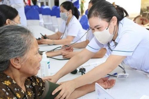 Động thái thiết thực chăm sóc sức khỏe Nhân dân