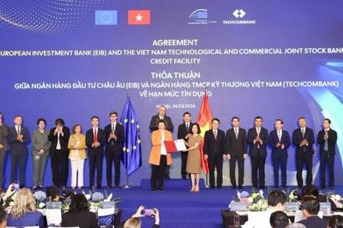 EIB Global tài trợ 200 triệu Euro cho Techcombank tại Diễn đàn EU-Việt Nam