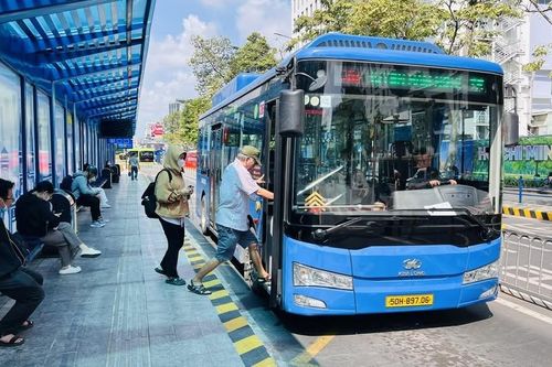 TP HCM triển khai các giải pháp thúc đẩy giao thông công cộng