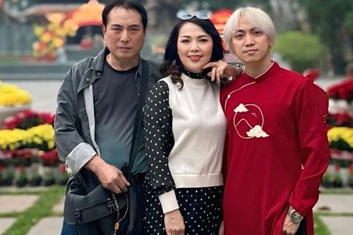 Mối quan hệ hơn cả tình mẫu tử giữa NSND Thái Bảo và con trai duy nhất