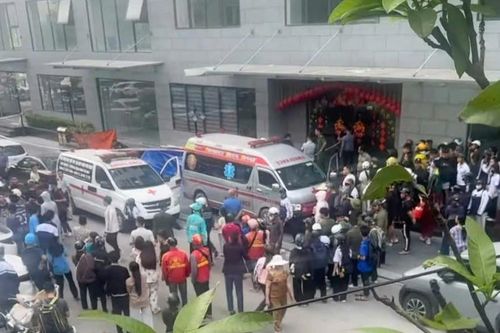 Người phụ nữ rơi từ tầng 22 chung cư xuống đất tử vong