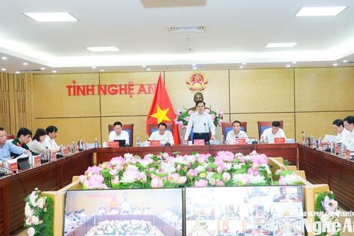 Chủ tịch UBND tỉnh Nghệ An Võ Trọng Hải họp trực tuyến với 130 xã, phường về tình hình kinh tế - xã hội