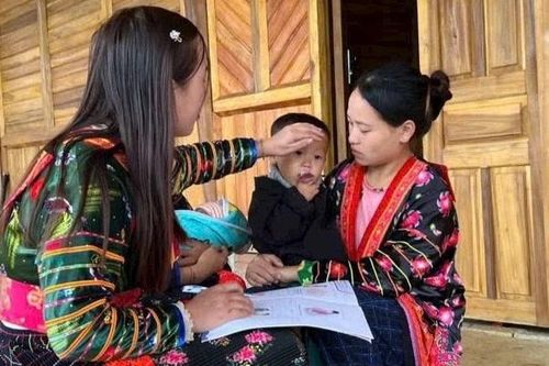 Vì sao 60 xã đặc biệt khó khăn không còn sản phụ tử vong khi sinh?