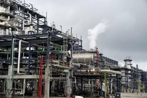 Nhà máy lọc dầu chủ chốt của Nigeria bắt đầu xuất khẩu