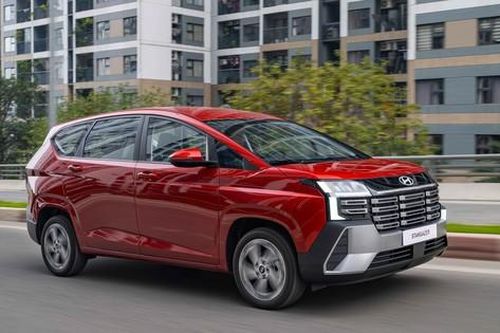 Ra mắt Hyundai Stargazer, giá từ 569 triệu