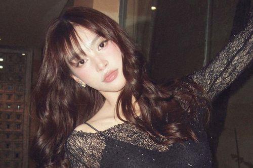 Tiểu Vy chưng diện mốt xuyên thấu 'bỏng mắt'