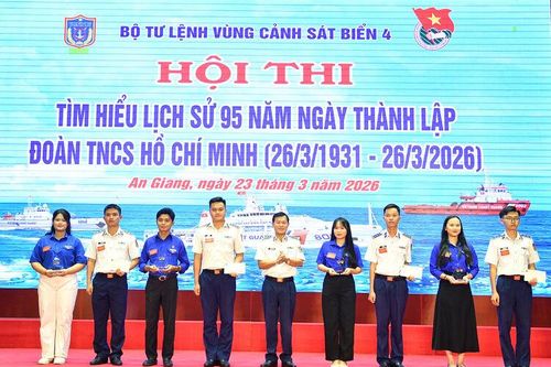 Sôi nổi Hội thi '95 năm rạng rỡ tên Đoàn - Tuổi trẻ Bộ Tư lệnh Vùng Cảnh sát biển 4 vững vàng nơi đầu sóng'