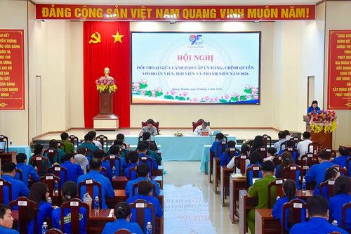 Cấp ủy Đảng, chính quyền xã Giang Thành đối thoại với đoàn viên, hội viên và thanh niên