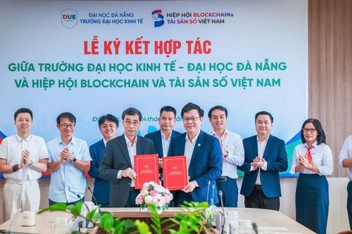Trang bị kiến thức tài chính số cho sinh viên Đà Nẵng