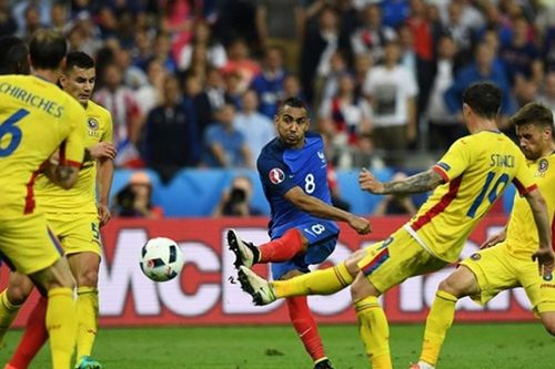 Dimitri Payet giải nghệ: Vũ điệu cuối cùng của gã phù thủy lãng du và những đường cong vĩnh cửu
