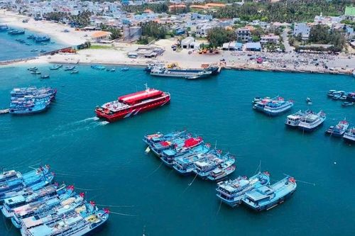 Đặc khu Phú Quý đề xuất nâng mức phụ cấp cho phù hợp điều kiện thực tế