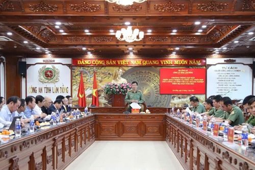 Công an Lâm Đồng gỡ vướng cho doanh nghiệp, bảo đảm an ninh kinh tế