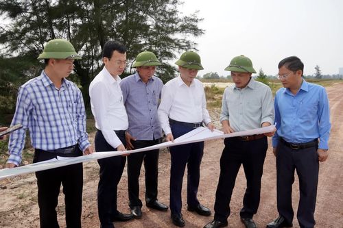 Đẩy nhanh tiến độ giải phóng mặt bằng các dự án trọng điểm
