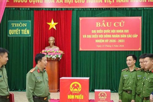 'Lá chắn' vững chắc bảo vệ ngày hội toàn dân