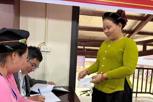 Làng Nủ gửi trọn niềm tin, kỳ vọng...