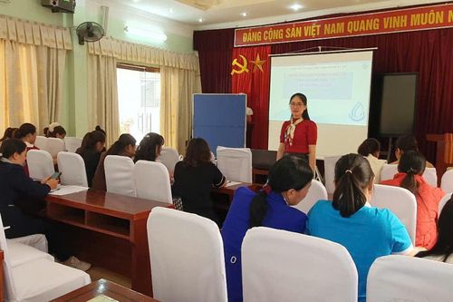 Tập huấn nghiệp vụ công tác Hội gắn với chuyển đổi số cho 200 cán bộ phụ nữ cơ sở