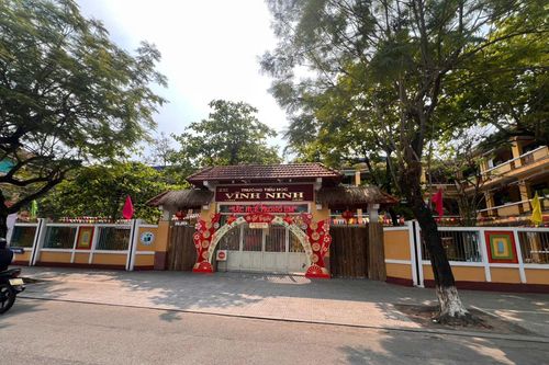 Giáo viên dùng thước đánh học sinh tiểu học ở Huế: Chính quyền thông tin gì?