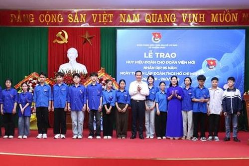 Tuổi trẻ xã Thượng Phúc: Xung kích đi đầu, sẵn sàng nhận mọi nhiệm vụ được giao phó