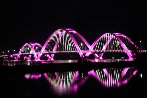 Nguyên nhân cầu ngàn tỷ 'biểu diễn nghệ thuật' hằng đêm nhưng chưa thể thông xe