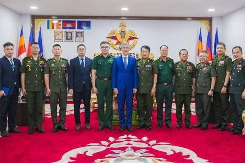 Chúc Tết Chol Chnam Thmey 2026 các lãnh đạo cấp cao Quân đội Hoàng gia Campuchia