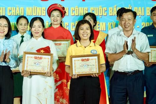 Sôi nổi hội thi văn nghệ 'Khúc ca Ngày hội non sông' ở phường An Phú Đông