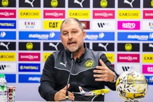 HLV Úc muốn đưa tuyển Malaysia dự World Cup