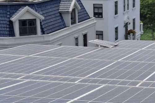Nhà xây mới bắt buộc phải lắp điện mặt trời mái nhà