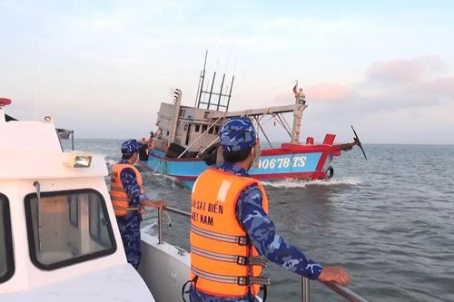 Cảnh sát biển có thể phạt tới 500 triệu đồng với vi phạm ở vùng biển Việt Nam