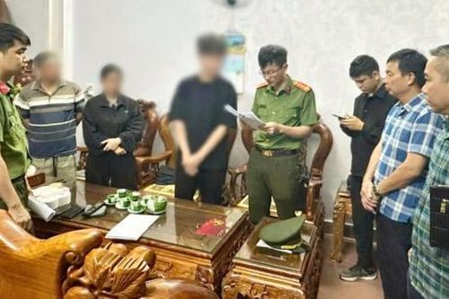 Học sinh lớp 12 ở Thanh Hóa cầm đầu đường dây phát tán mã độc toàn cầu , xâm nhập gần 100.000 máy tính