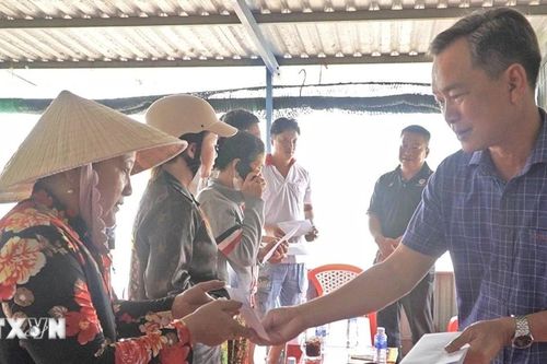 Vụ hỏa hoạn tại Cà Mau: Kịp thời thăm hỏi, hỗ trợ các hộ dân bị thiệt hại