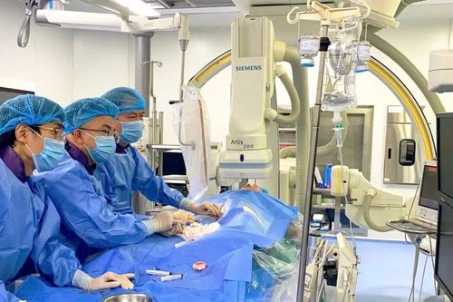 Bệnh viện 19-8: Xử trí thành công ca tim phức tạp bằng kỹ thuật ít xâm lấn