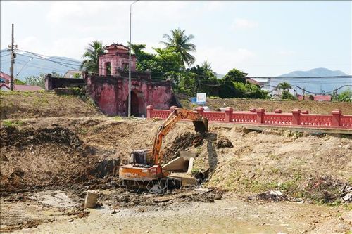 Nhiều 'nút thắt' khiến dự án tu bổ Thành cổ Diên Khánh chậm tiến độ