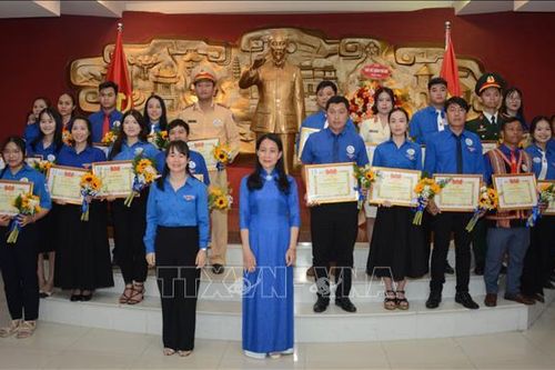 Thanh niên Huế phát huy vai trò xung kích tiếp bước truyền thống cha anh