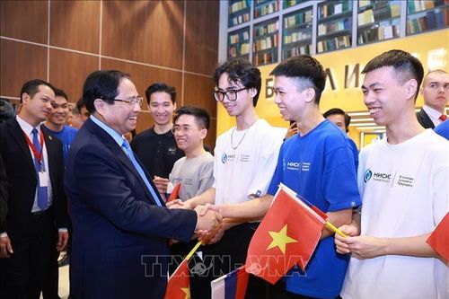 Thủ tướng thăm Đại học Nghiên cứu công nghệ quốc gia MISIS của Nga
