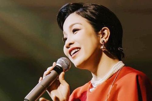 Nữ ca sĩ sống cuộc đời rực rỡ bậc nhất Vbiz: U55 viên mãn trong biệt phủ hơn 10.000m2