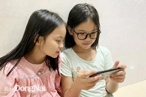 Bảo vệ và hỗ trợ trẻ em phát triển trên môi trường mạng
