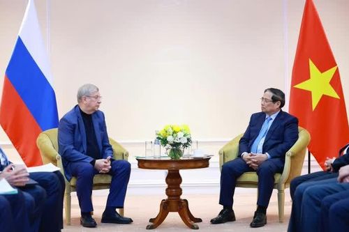 Thủ tướng Phạm Minh Chính làm việc với các doanh nghiệp hàng đầu của Nga trong lĩnh vực hạ tầng